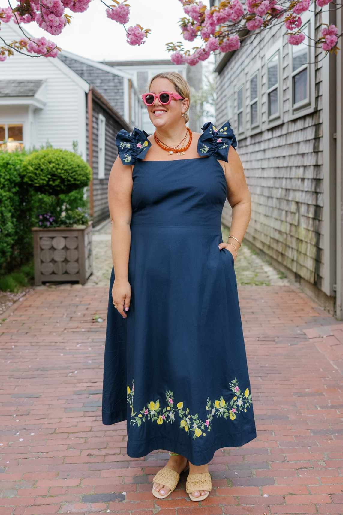 amity midi dress Amity Floral Embroidered Dress