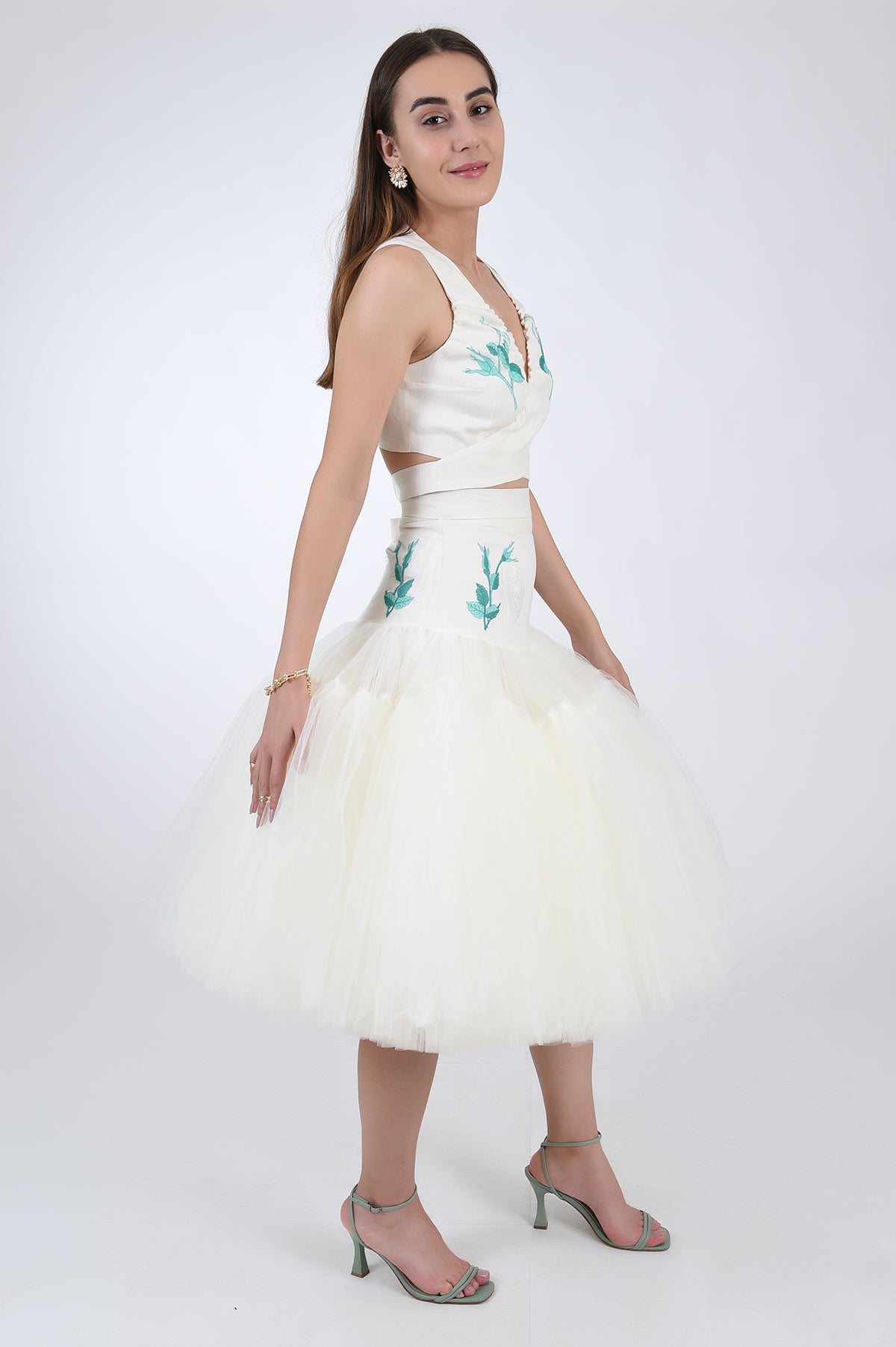Seher 2 Piece Set, showcase Tulle layered skirt, Side View.