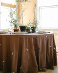 WHITE DAISY BROWN ROUND TABLECOTH