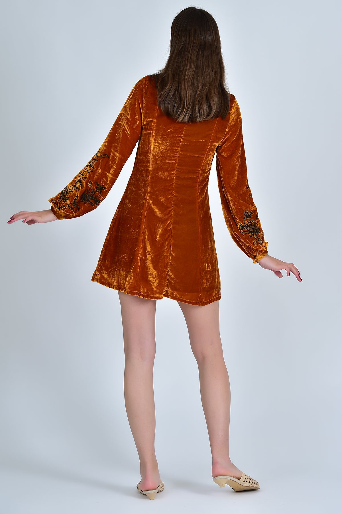 YASEMIN DRESS BACK VIEW