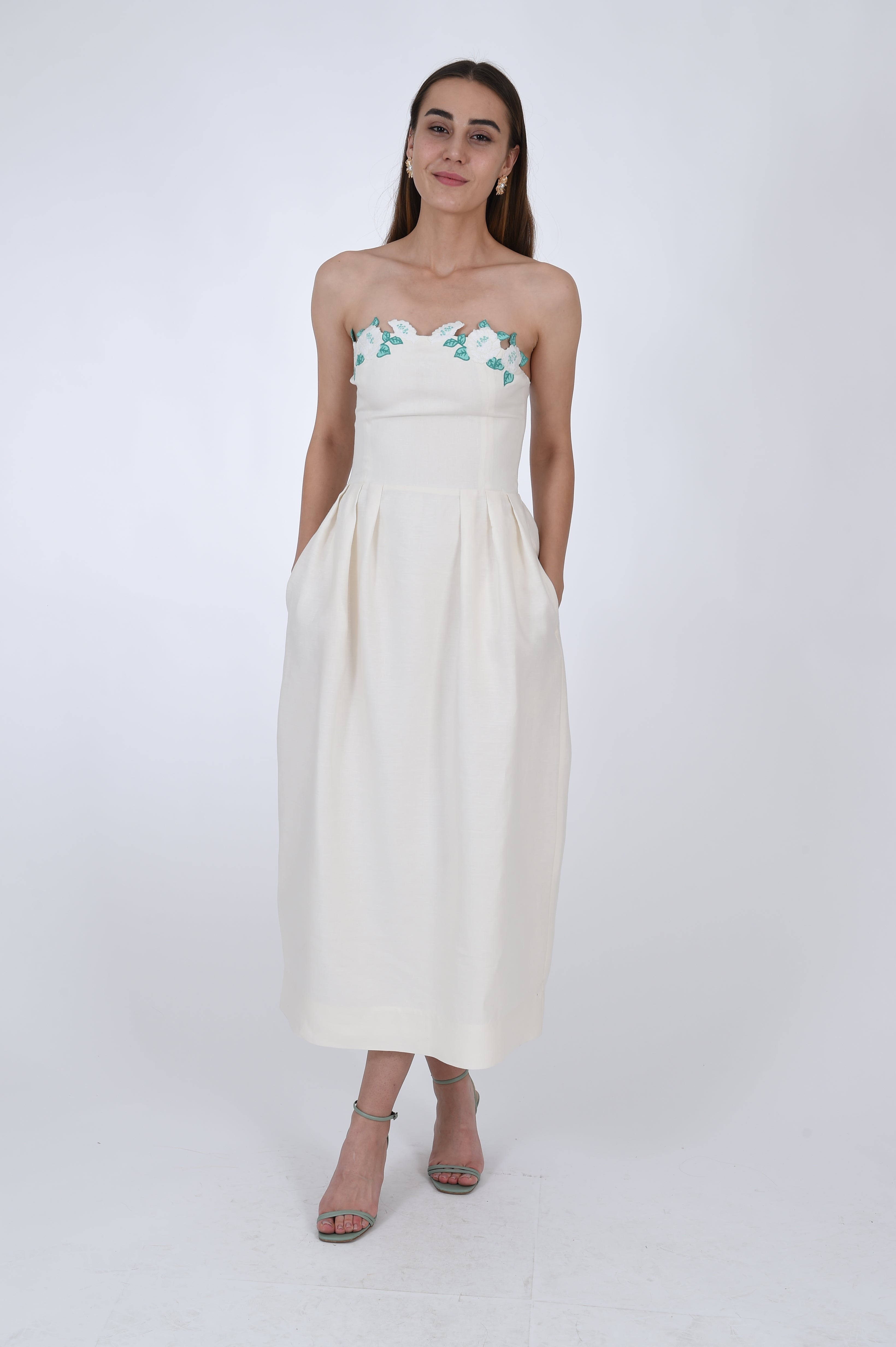 Fanm Mon | LORR Dress (Manmzel Collection) M / Ivory Fanm Mon | LORR Dress (Manmzel Collection) M / Ivory