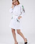 Side view of the Brodere Skirt Set