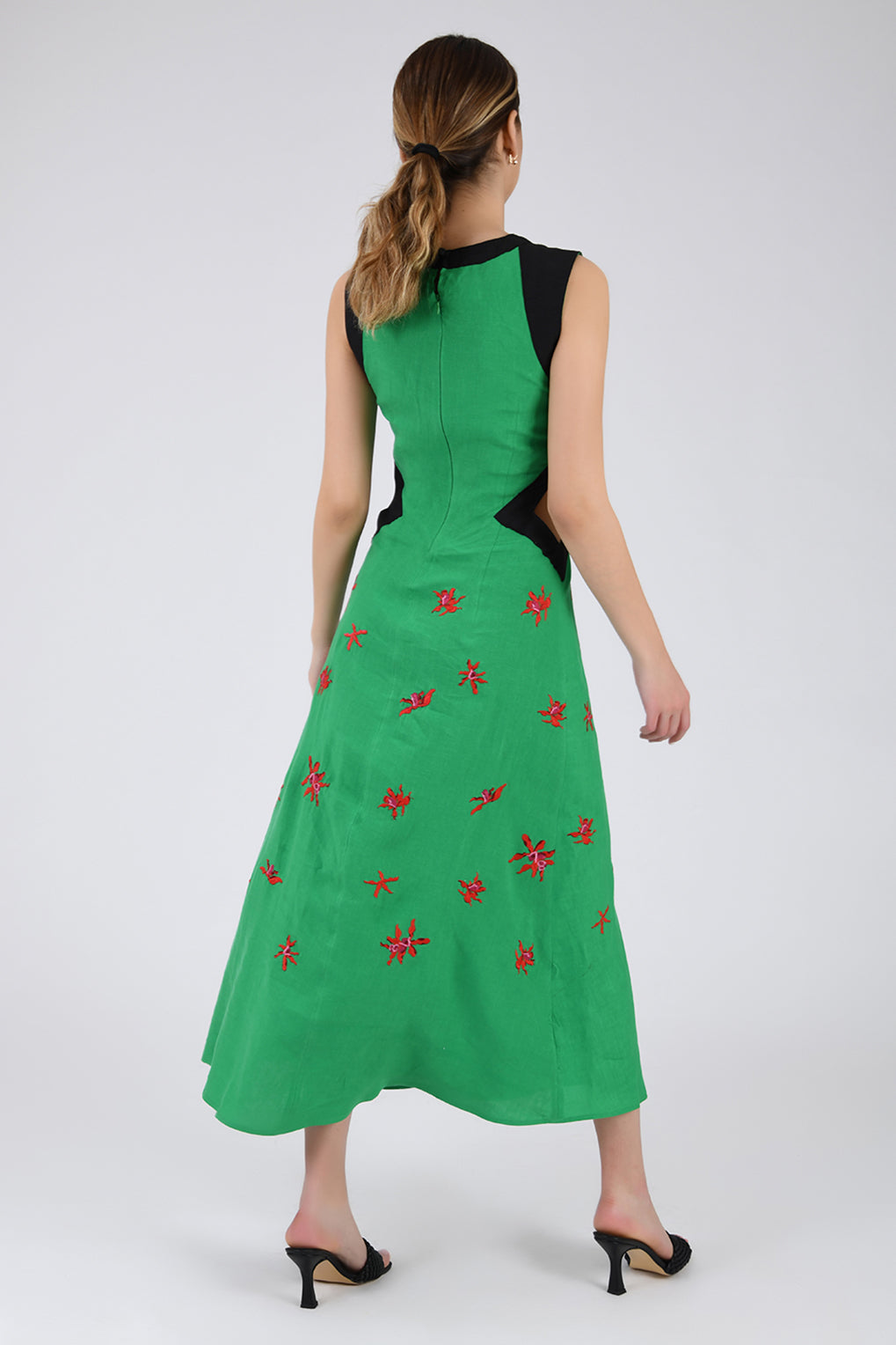 Loa Dress Back VIew in Kelly Green