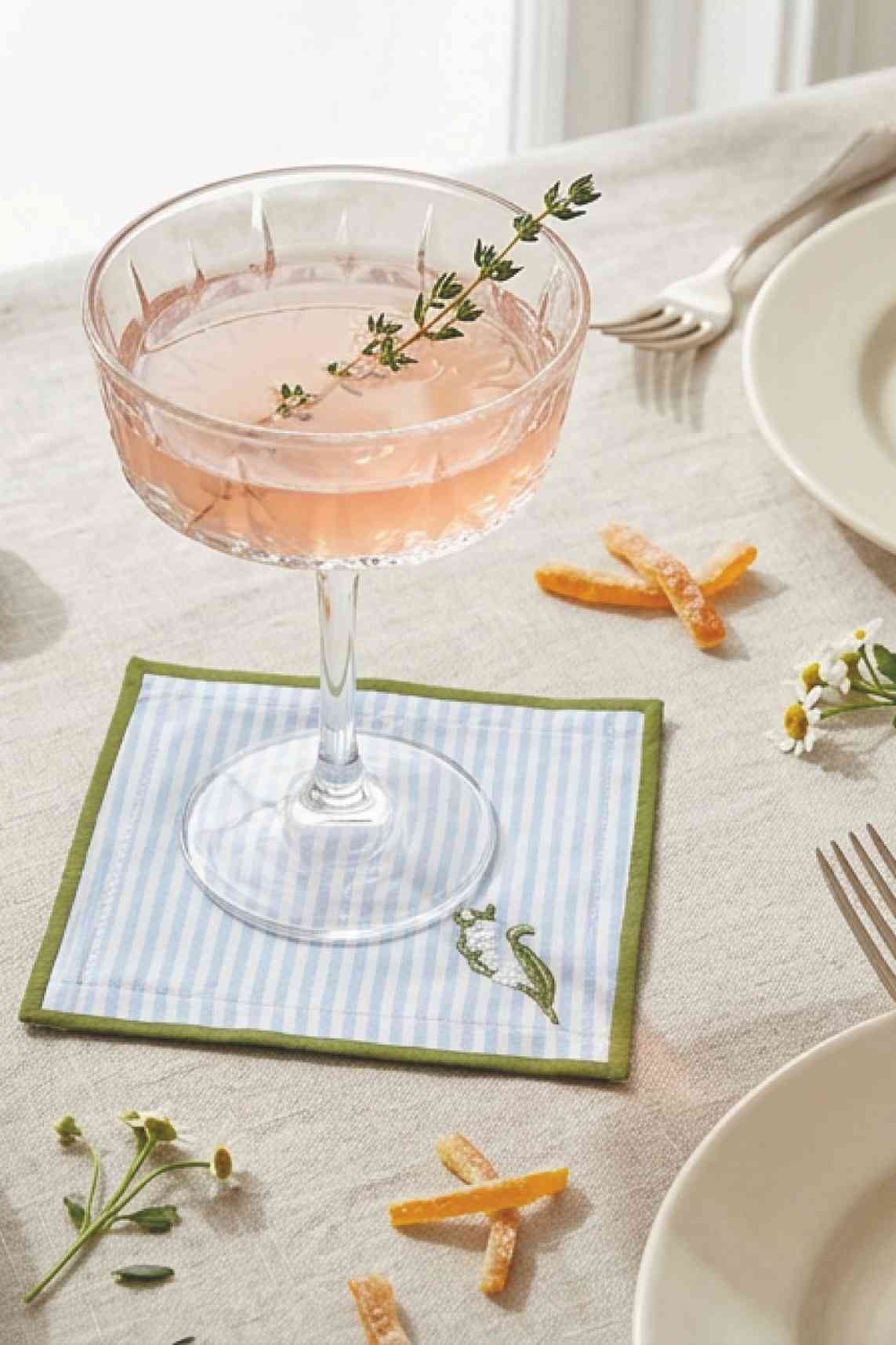 Fanm Mon Lily of the Valley Napkins - Thumbnail 4
