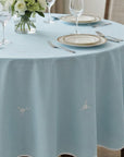 WHITE DAISY BLUE SCALLOPED ROUND TABLECOTH